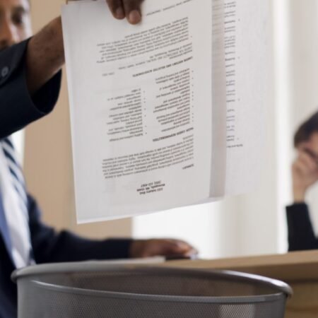 10 Common Mistakes to Avoid When Applying for Jobs in Dubai